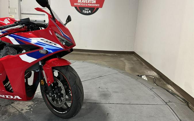 2026 Honda CBR650R E-Clutch