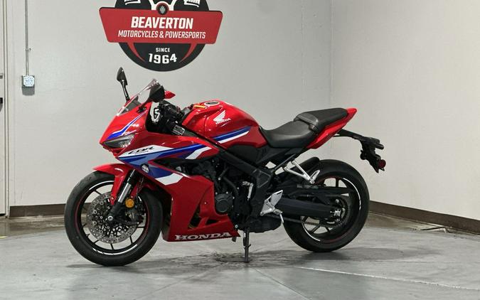 2026 Honda CBR650R E-Clutch