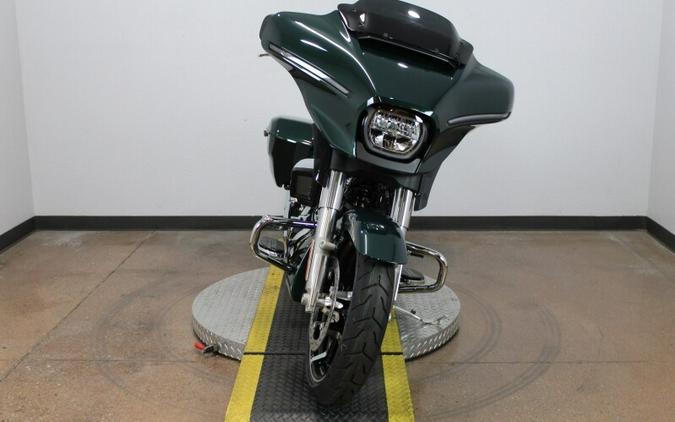 Harley-Davidson Street Glide® 2024 FLHX 84410737DT ALPINE GREEN