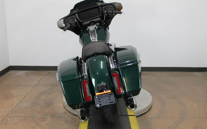 Harley-Davidson Street Glide® 2024 FLHX 84410737DT ALPINE GREEN