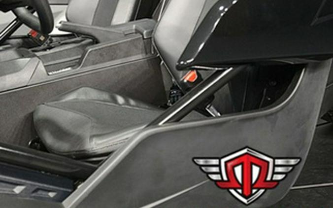 2025 Polaris Slingshot SLINGSHOT S Autodrive Jet Black