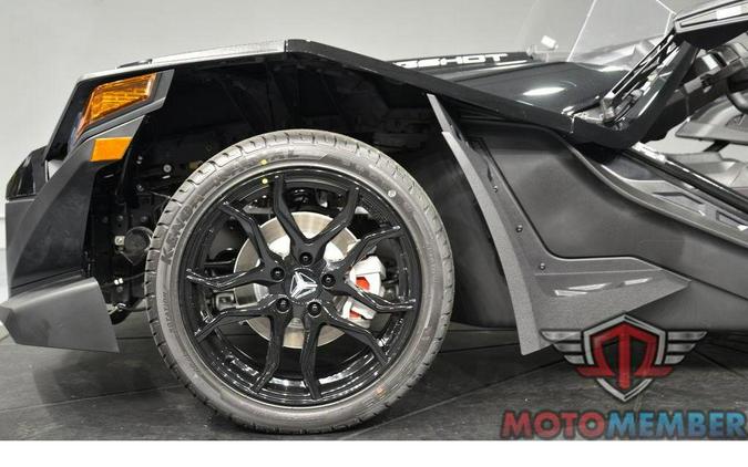 2025 Slingshot Slingshot® S AutoDrive Jet Black
