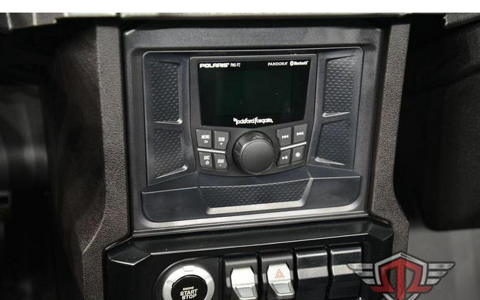 2025 Slingshot Slingshot® S AutoDrive Jet Black