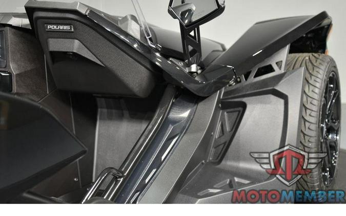 2025 Slingshot Slingshot® S AutoDrive Jet Black