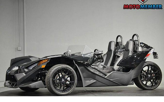 2025 Slingshot Slingshot® S AutoDrive Jet Black