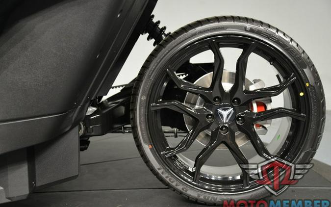 2025 Polaris Slingshot SLINGSHOT S Autodrive Jet Black