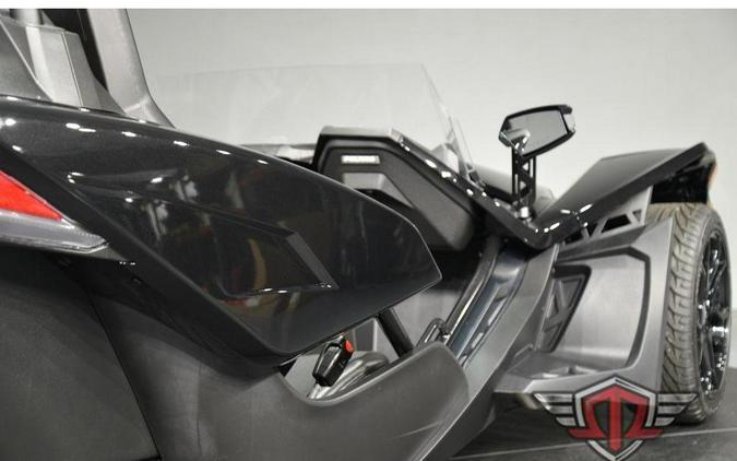 2025 Slingshot Slingshot® S AutoDrive Jet Black