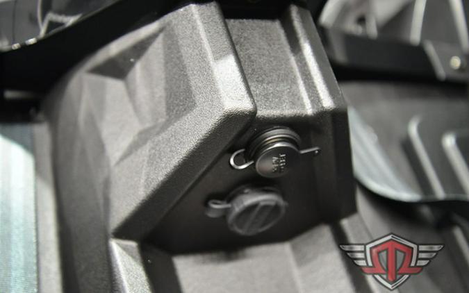 2025 Polaris Slingshot SLINGSHOT S Autodrive Jet Black