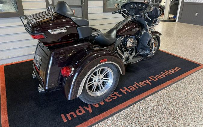 2014 Harley-Davidson Trike FLHTCUTG - Tri Glide Ultra