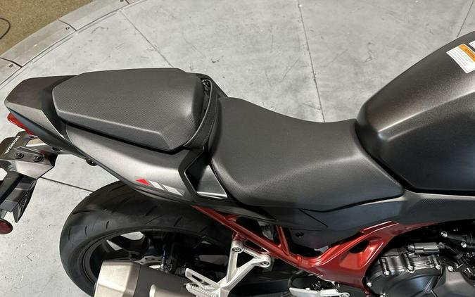 2026 Honda CB750 Hornet E-Clutch