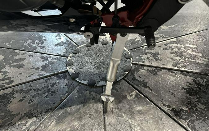 2026 Honda CB750 Hornet E-Clutch
