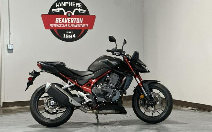 2026 Honda CB750 Hornet E-Clutch