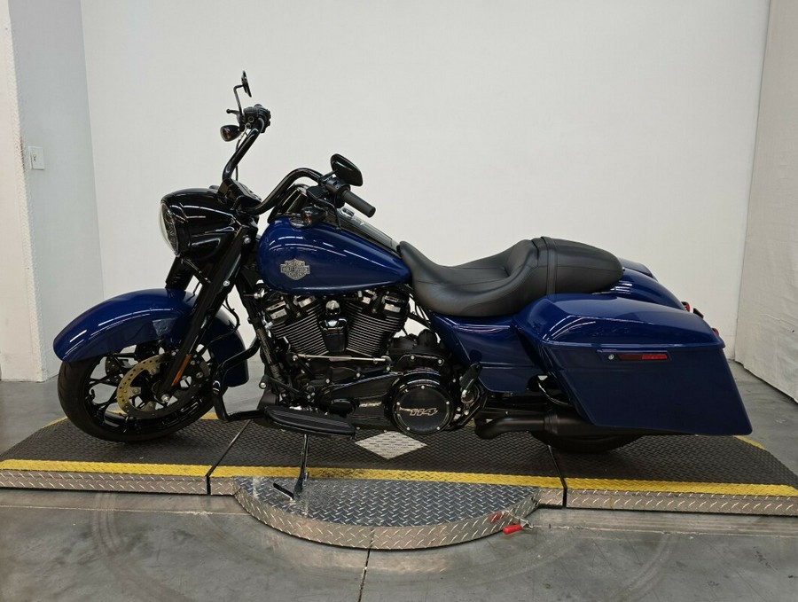 FLHRXS 2023 Road King Special