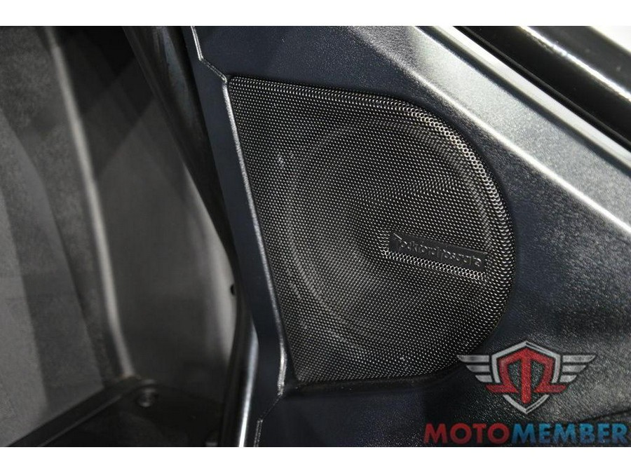 2025 Slingshot Slingshot® SL AutoDrive Jet Black