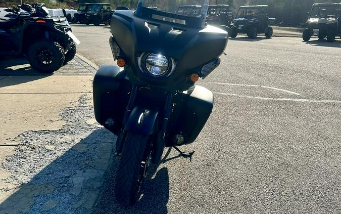 2025 Indian Motorcycle® Roadmaster® PowerPlus Dark Horse® Black Smoke