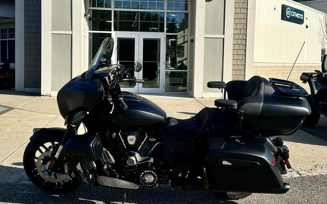 2025 Indian Motorcycle® Roadmaster® PowerPlus Dark Horse® Black Smoke