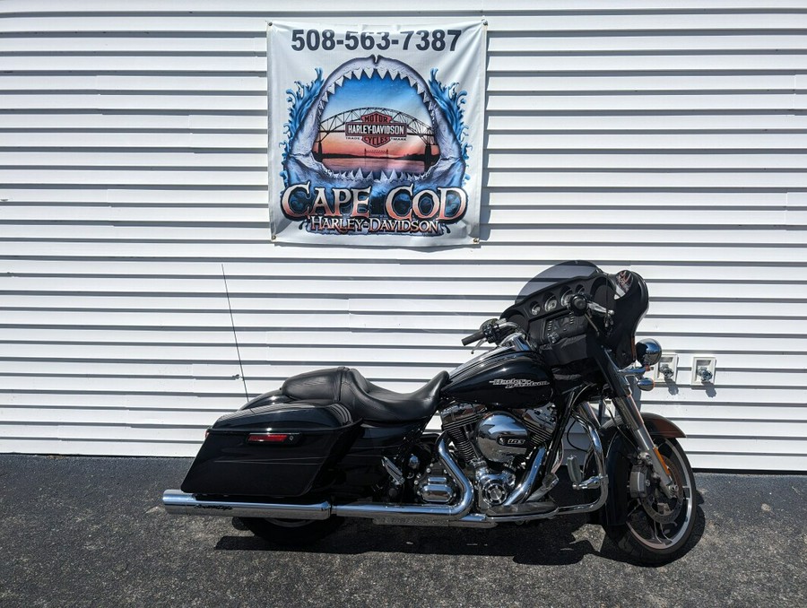 2014 Harley-Davidson Street Glide Vivid Black