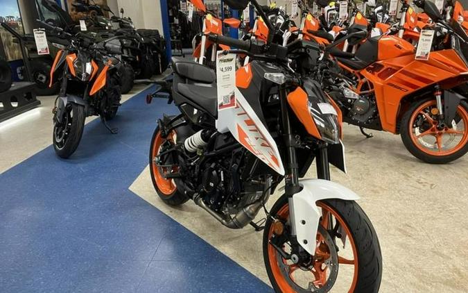 2024 KTM 250 Duke