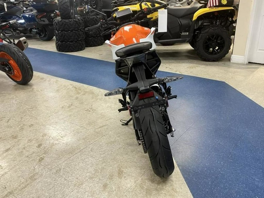 2024 KTM 250 Duke