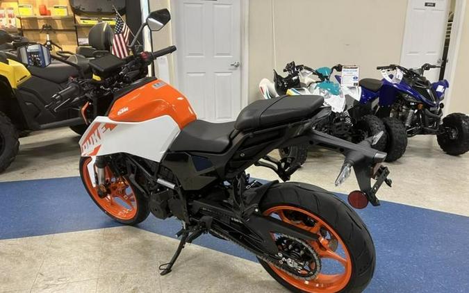 2024 KTM 250 Duke