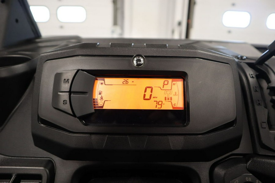 2025 Can-Am® Defender MAX HD7