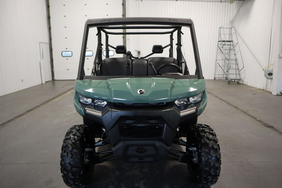 2025 Can-Am® Defender MAX HD7