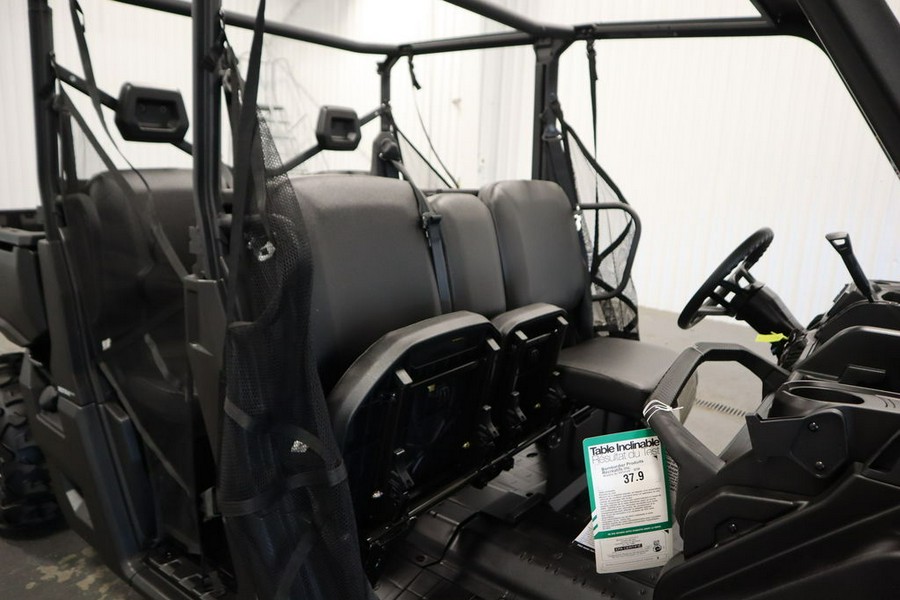 2025 Can-Am® Defender MAX HD7