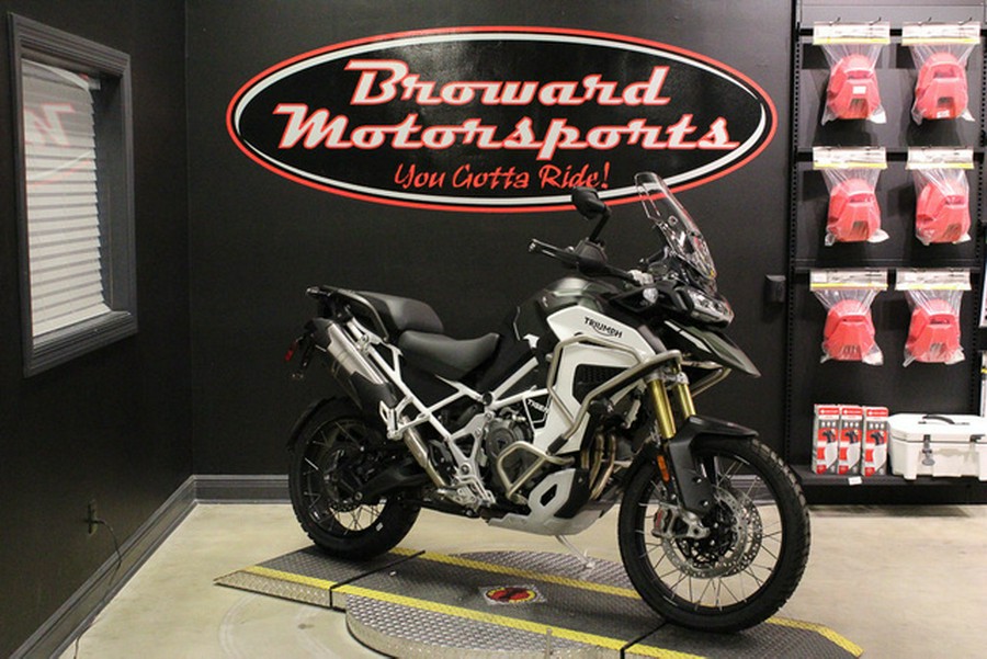 2024 Triumph Tiger 1200 Rally Explorer Matt Khaki Green