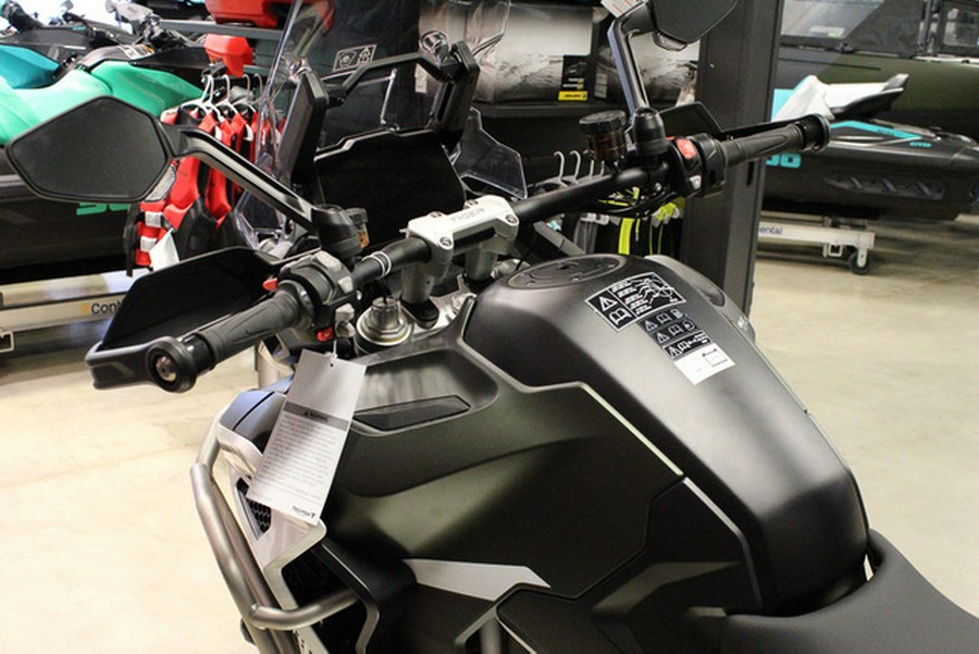 2024 Triumph Tiger 1200 Rally Explorer Matt Khaki Green