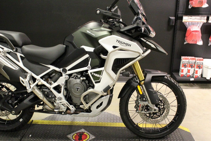2024 Triumph Tiger 1200 Rally Explorer Matt Khaki Green