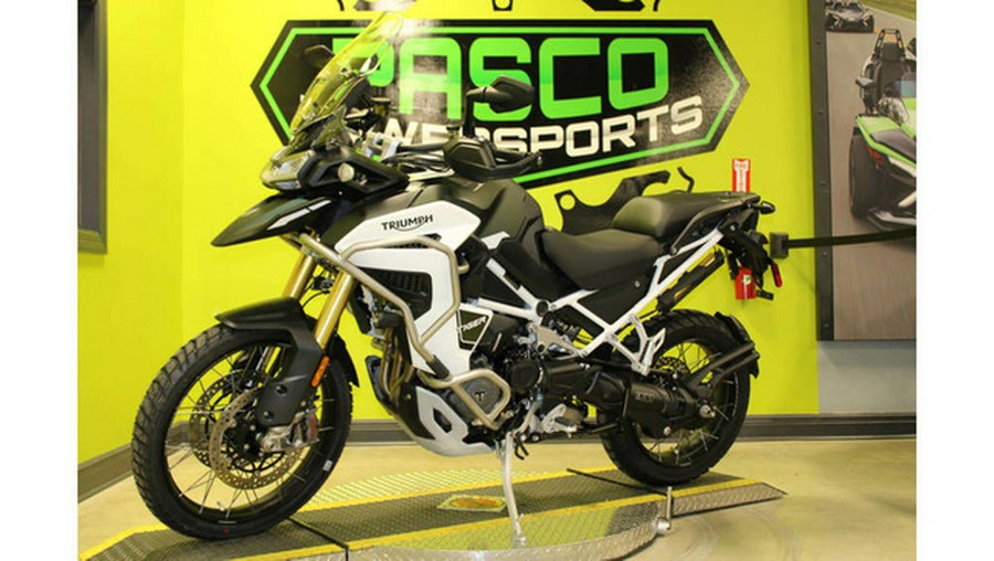 2024 Triumph Tiger 1200 Rally Explorer Matt Khaki Green