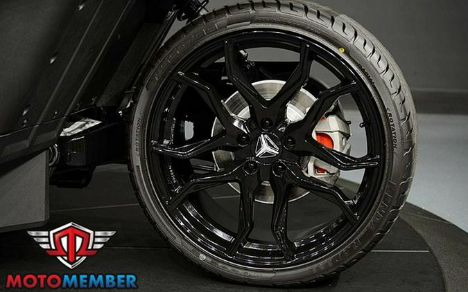 2025 Polaris Slingshot SLINGSHOT S Autodrive Slingshot Red