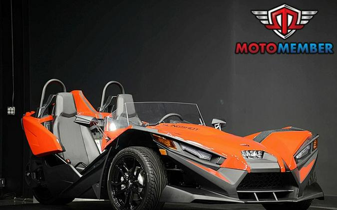 2025 Polaris Slingshot SLINGSHOT S Autodrive Slingshot Red