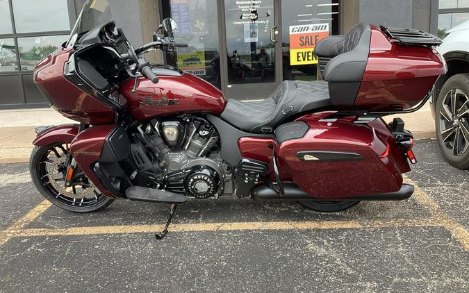 2026 Indian Motorcycle Pursuit® Dark Horse® with 112 and Powerband Audio Package