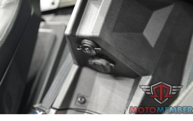 2025 Slingshot Slingshot® SLR AutoDrive Graphite Gloss