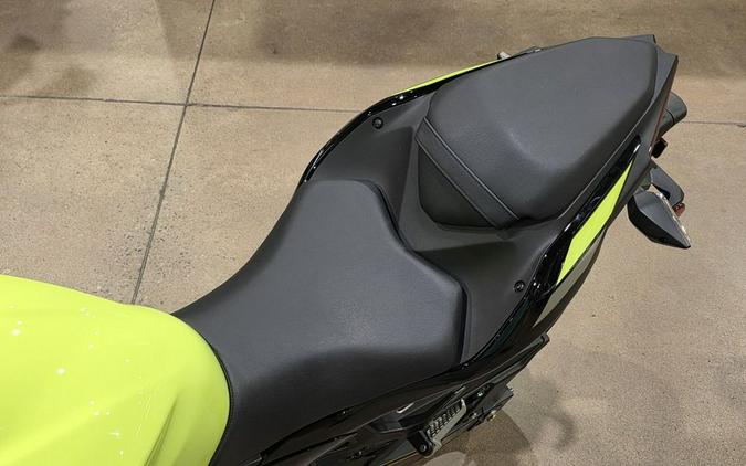 2026 Kawasaki Ninja® 500 ABS
