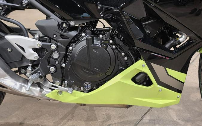 2026 Kawasaki Ninja® 500 ABS