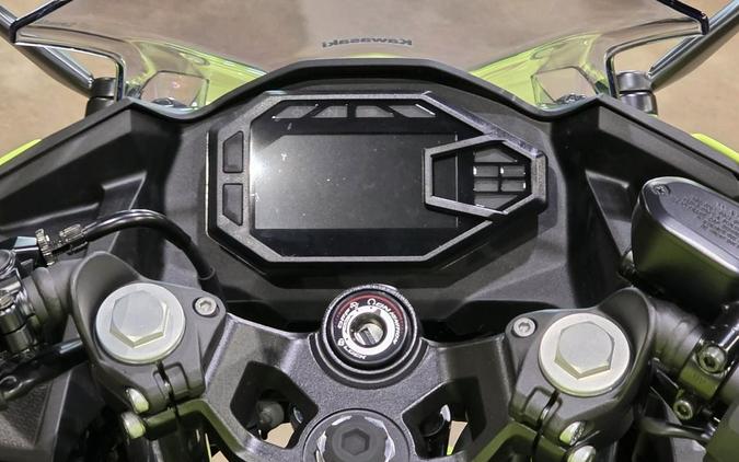 2026 Kawasaki Ninja® 500 ABS