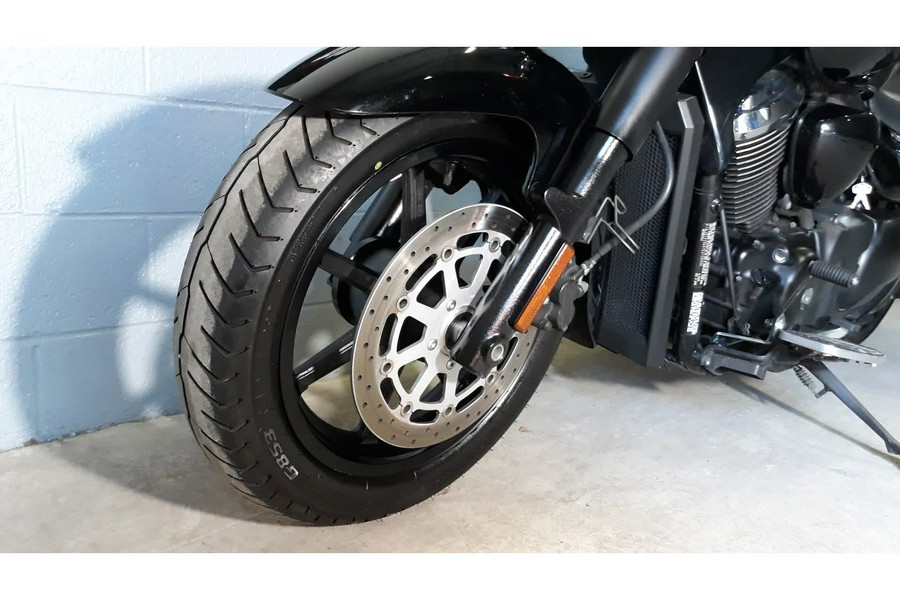 2014 BOULEVARD C90 B.O.S.S - Suzuki