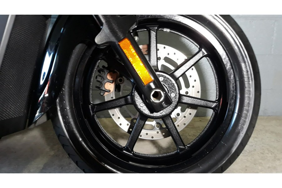 2014 BOULEVARD C90 B.O.S.S - Suzuki