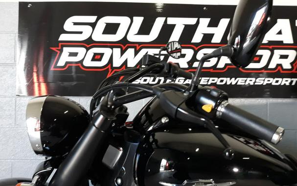 2014 BOULEVARD C90 B.O.S.S - Suzuki