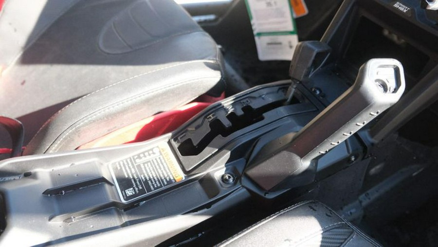 New 2026 CAN-AM MAVERICK X3 MAX X DS TURBO RR SMARTSHOX WITH 1025 INCH TOUCHSCREEN