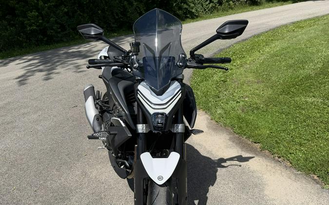 2026 CFMOTO NK 450 NEBULA WHITE