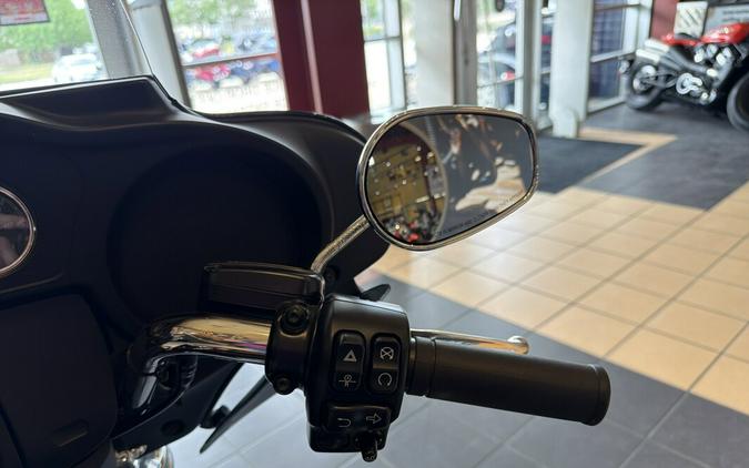 FLHTCUTG 2022 Tri Glide® Ultra