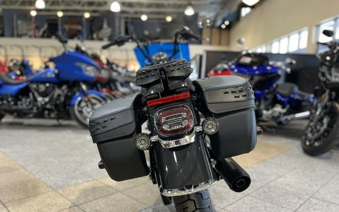 2026 Harley-Davidson Softail FLHC - Heritage Classic