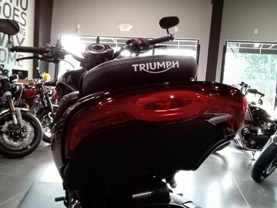 2025 Triumph Rocket 3 STORM R