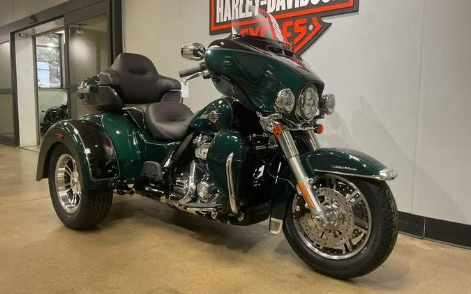 2024 Harley-Davidson® FLHTCUTG - Tri Glide® Ultra