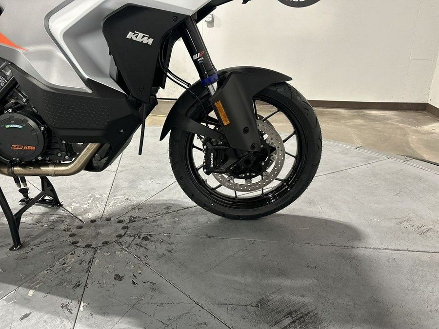 2024 KTM Super Adventure 1290 S