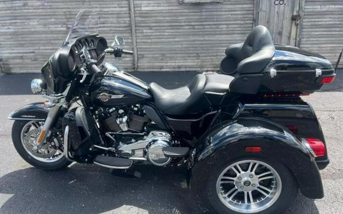 2024 Harley-Davidson® FLHTCUTG - Tri Glide® Ultra