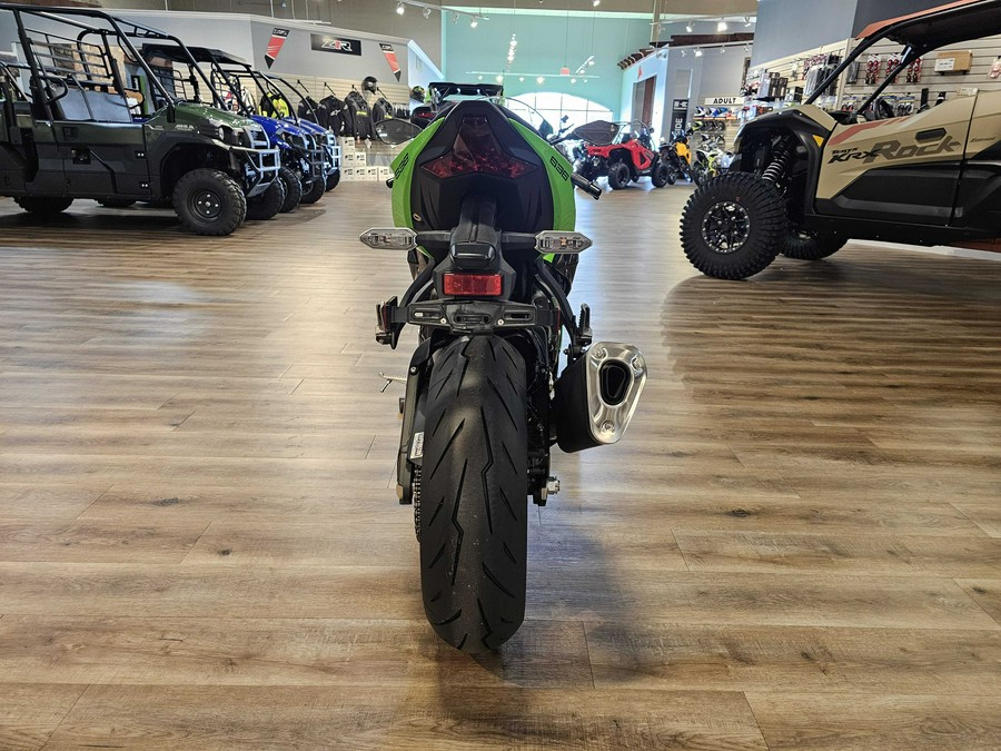 2025 Kawasaki NINJA ZX-6R KRT EDITION